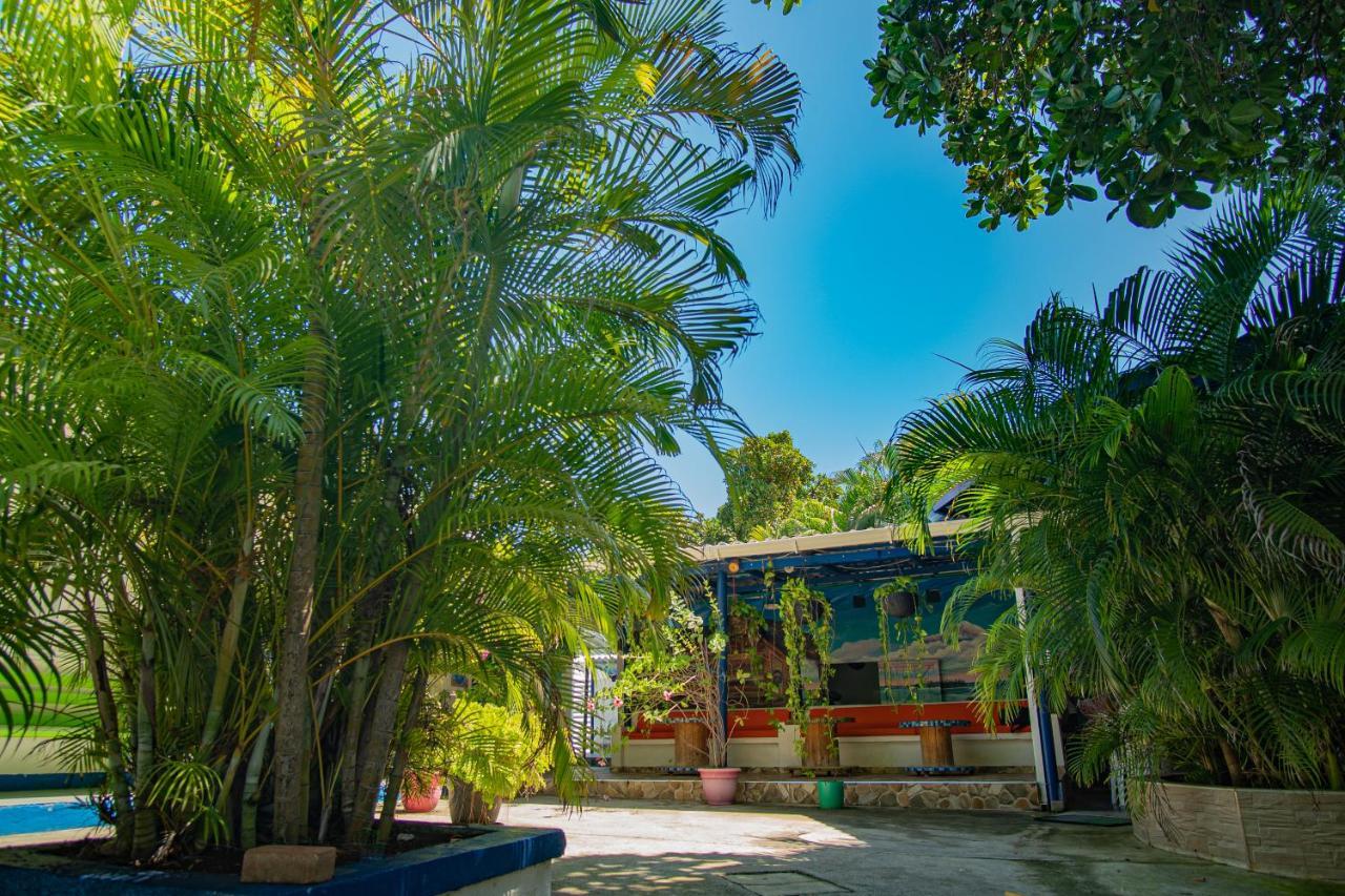 Alojamiento San Martin ซานอันเดรส ภายนอก รูปภาพ