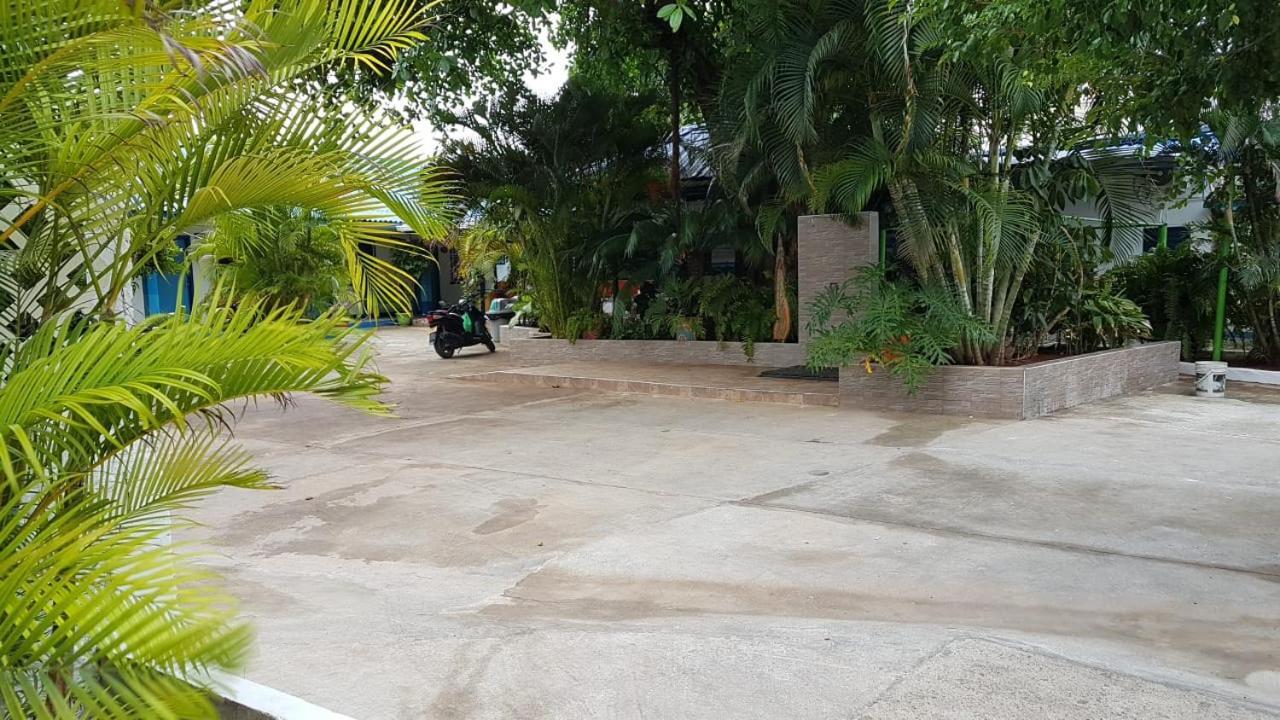 Alojamiento San Martin ซานอันเดรส ภายนอก รูปภาพ
