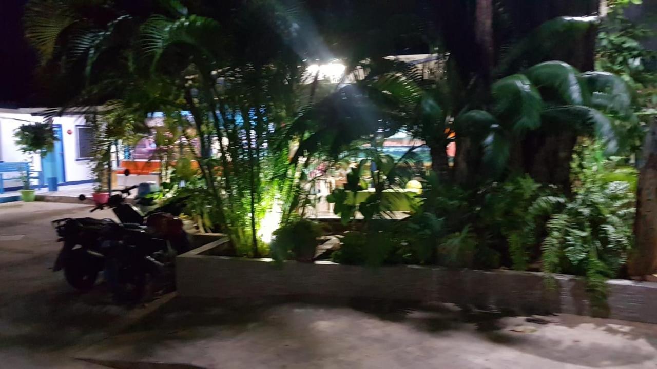 Alojamiento San Martin ซานอันเดรส ภายนอก รูปภาพ
